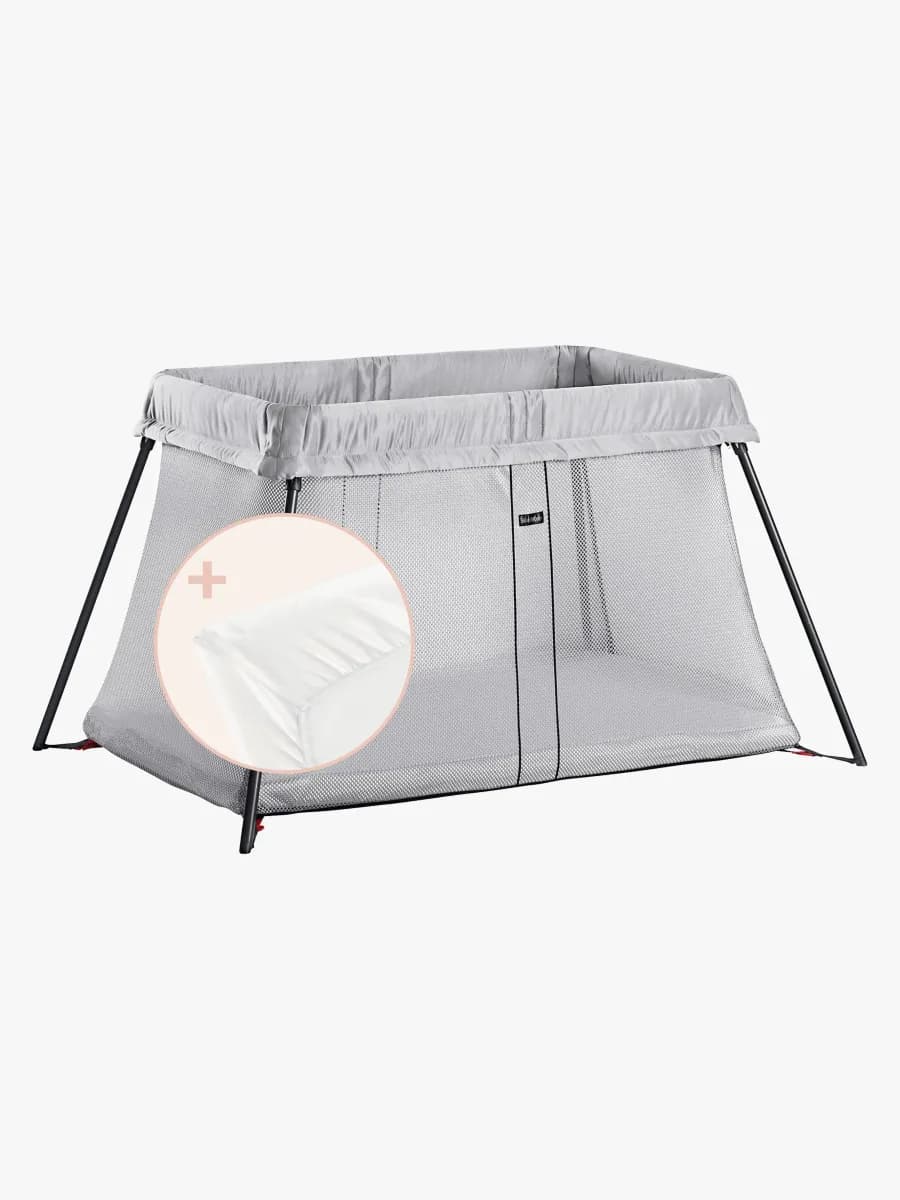 BabyBjörn Light Resesäng med Överdragslakan, Silver