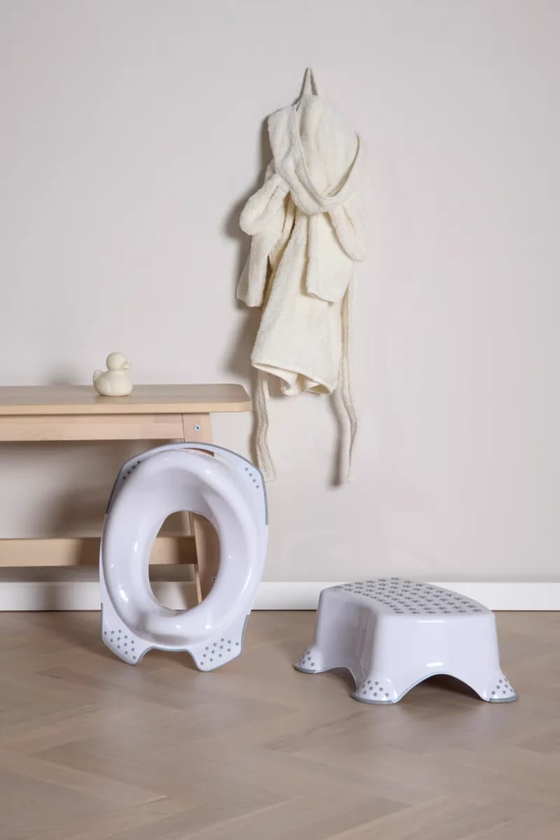 Beemoo CARE Anti-Slip Toalettsits &  Pall, White