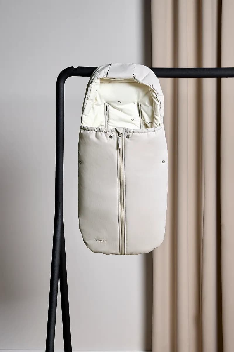 Beemoo Light Åkpåse, Beige Swallow