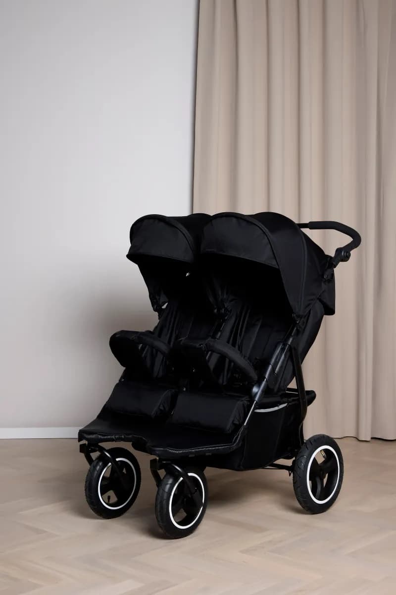 Beemoo Swing Syskonvagn, Black