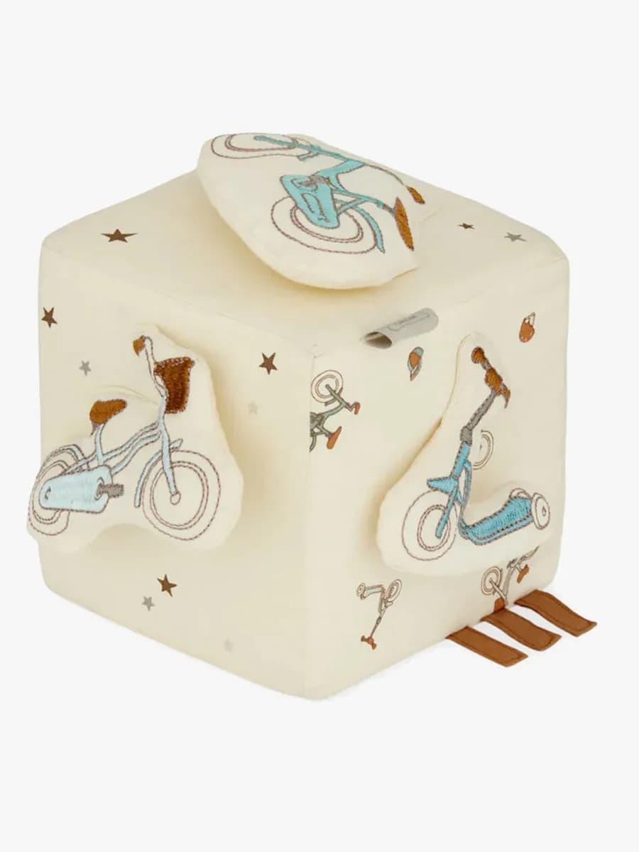 Cam Cam Copenhagen Aktivitetskub, Bicycles