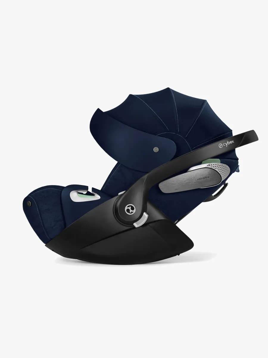 Cybex Cloud T i-Size Babyskydd, Rebellious Luxury Denim Blue - Bäst i test