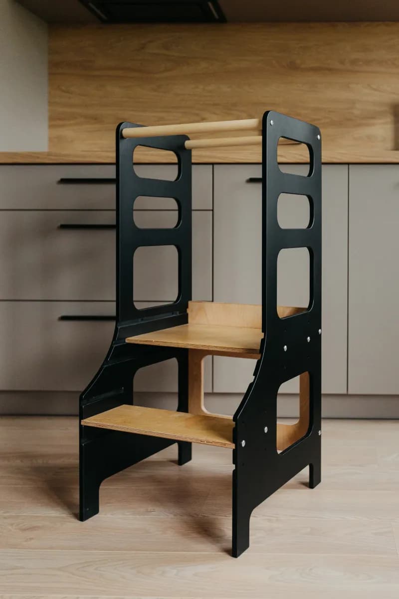 Duck Woodworks Justerbar Hjälpa Till Pall, Svart