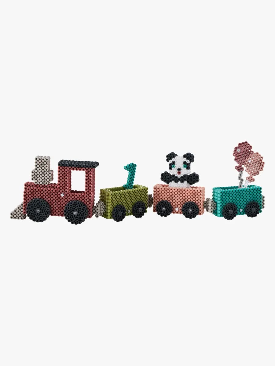 Hama 3D Födelsedagståg Pärlset 6000 st