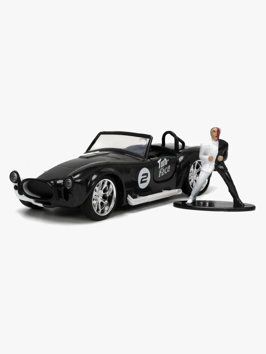 Jada Toys DC Comics Bil med Figur Two Face &  1965 Shelby Cobra 427 1:32