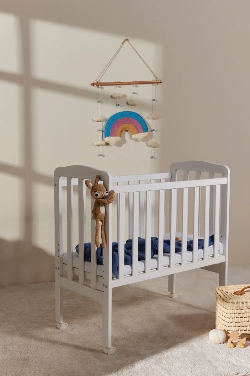 JLY ALICE Spjälsäng med BabyDan Madrass Comfort 40x84
