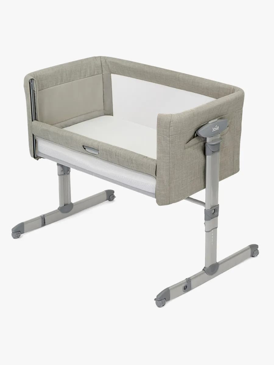 Joie Roomie Glide Bedside Crib och Resesäng, Almond