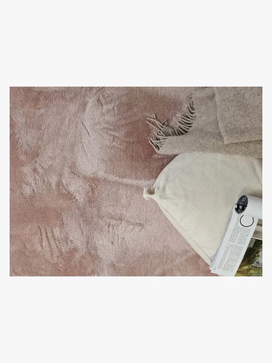 KM Carpets Cozy Barnmatta 133x190, Dusty Pink, Barnrum