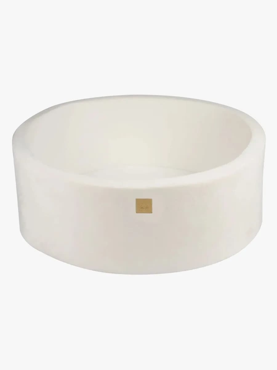 MeowBaby Aesthetic  Runt Bollhav, White