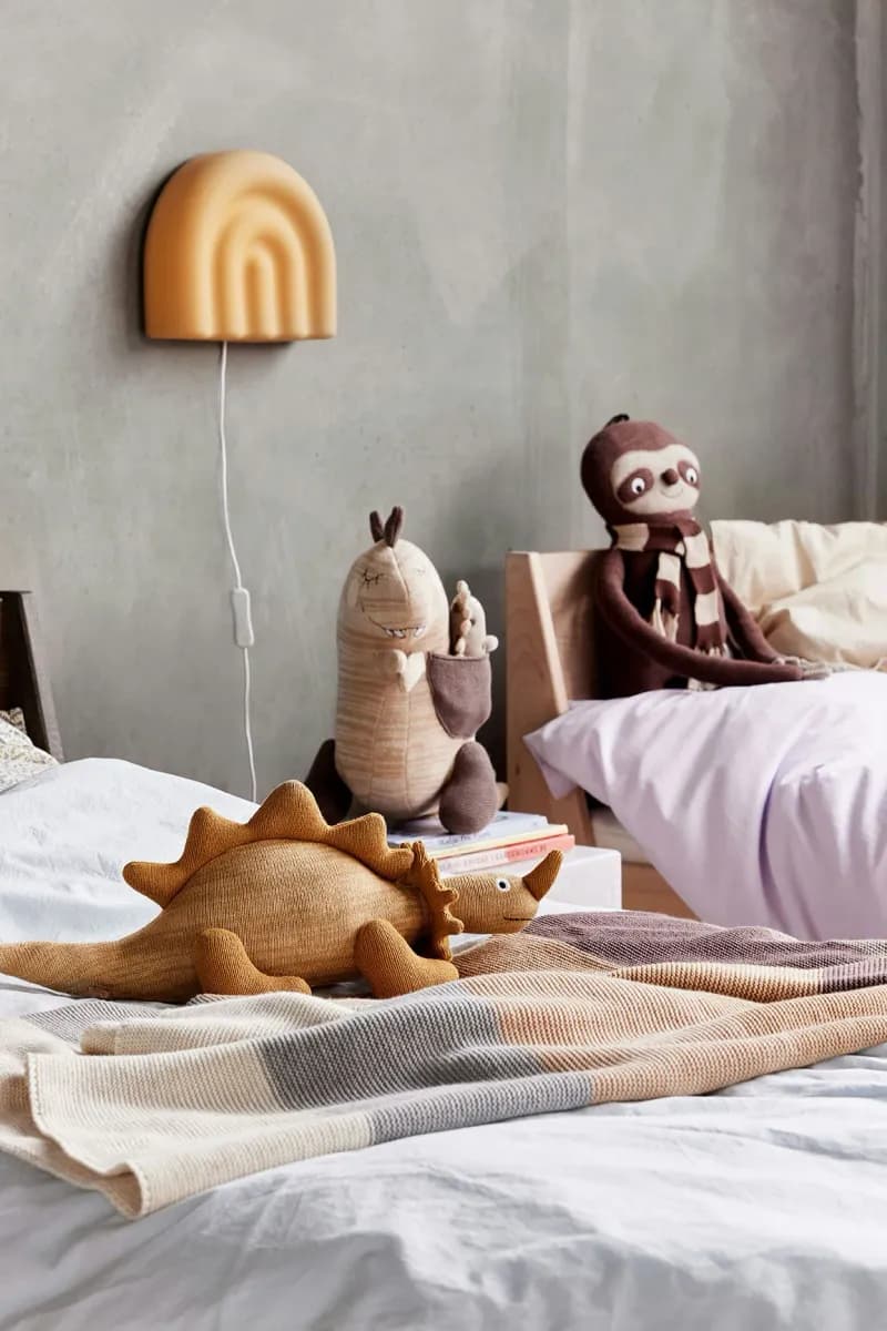 OYOY Rainbow Vägglampa, Light Rubber, Barnrum
