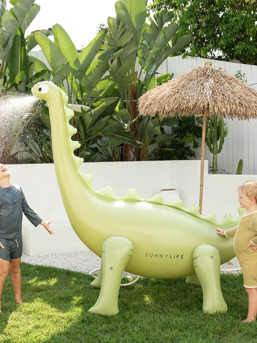 Sunnylife Dino Vattenspridare (Khaki)