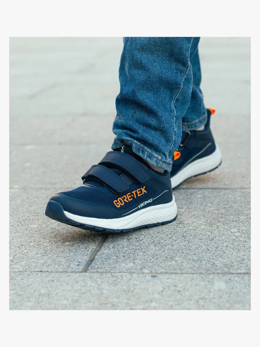 Viking Bouncy 2V GTX Sneakers, Navy, 33