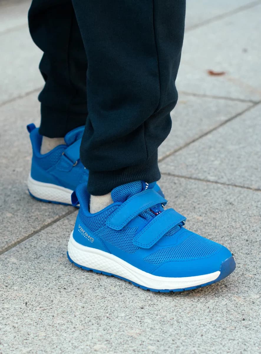 Viking Bouncy 2V WP Sneakers, Blå, 25