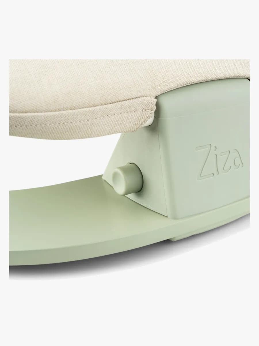 Ziza Babysitter, Olive