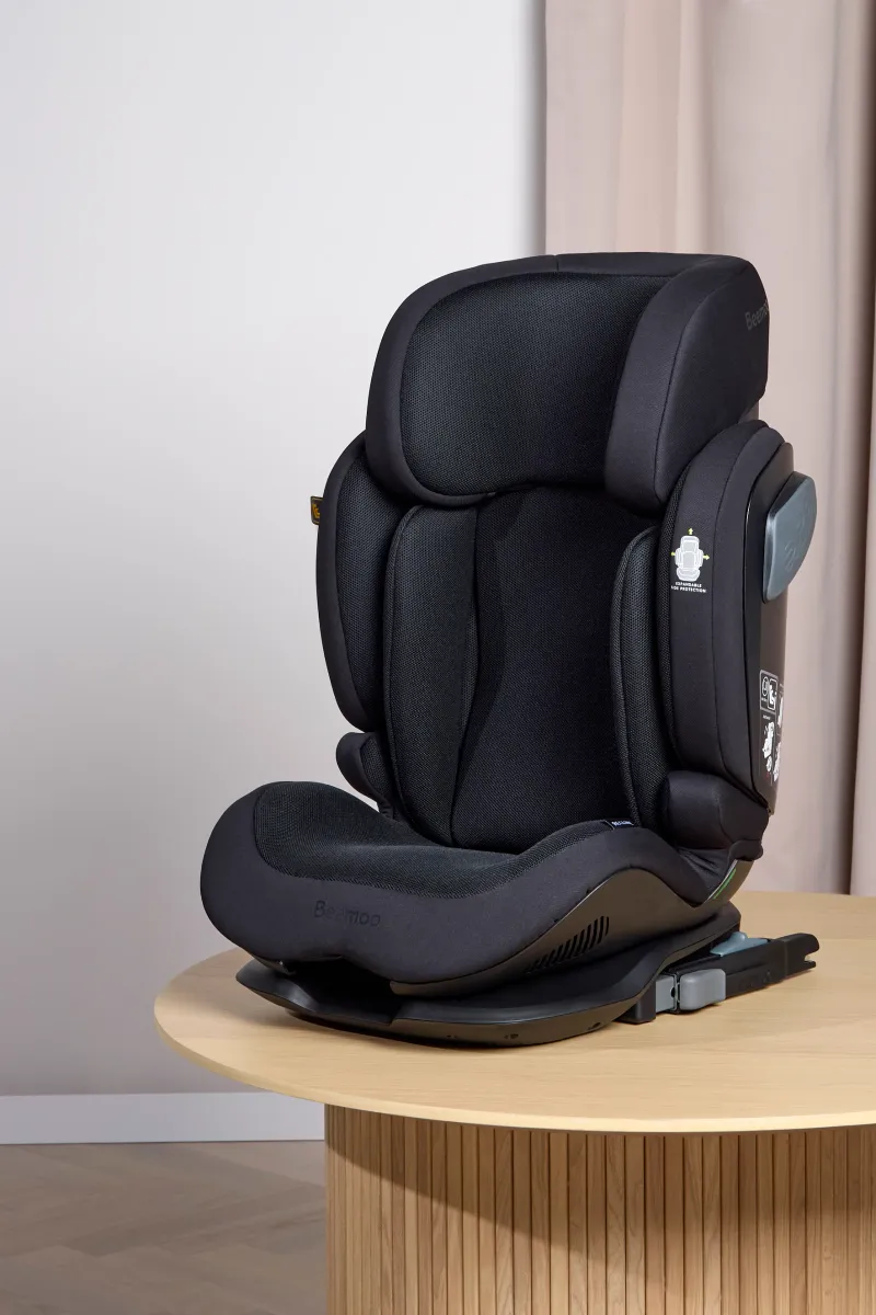 Beemoo Recline i-Size Bältesstol, Black Mesh