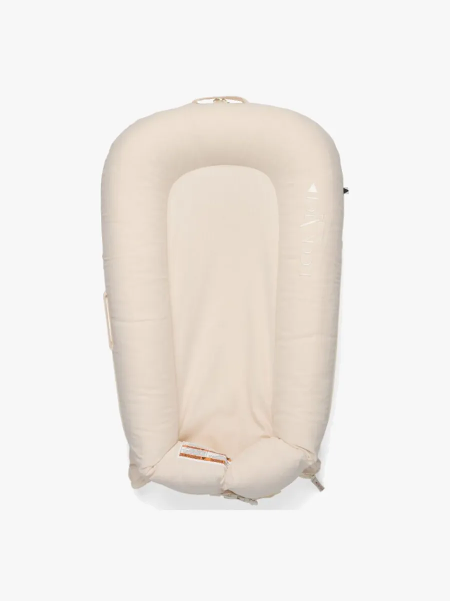 DockATot Deluxe+ Babynest, Sand Chambray