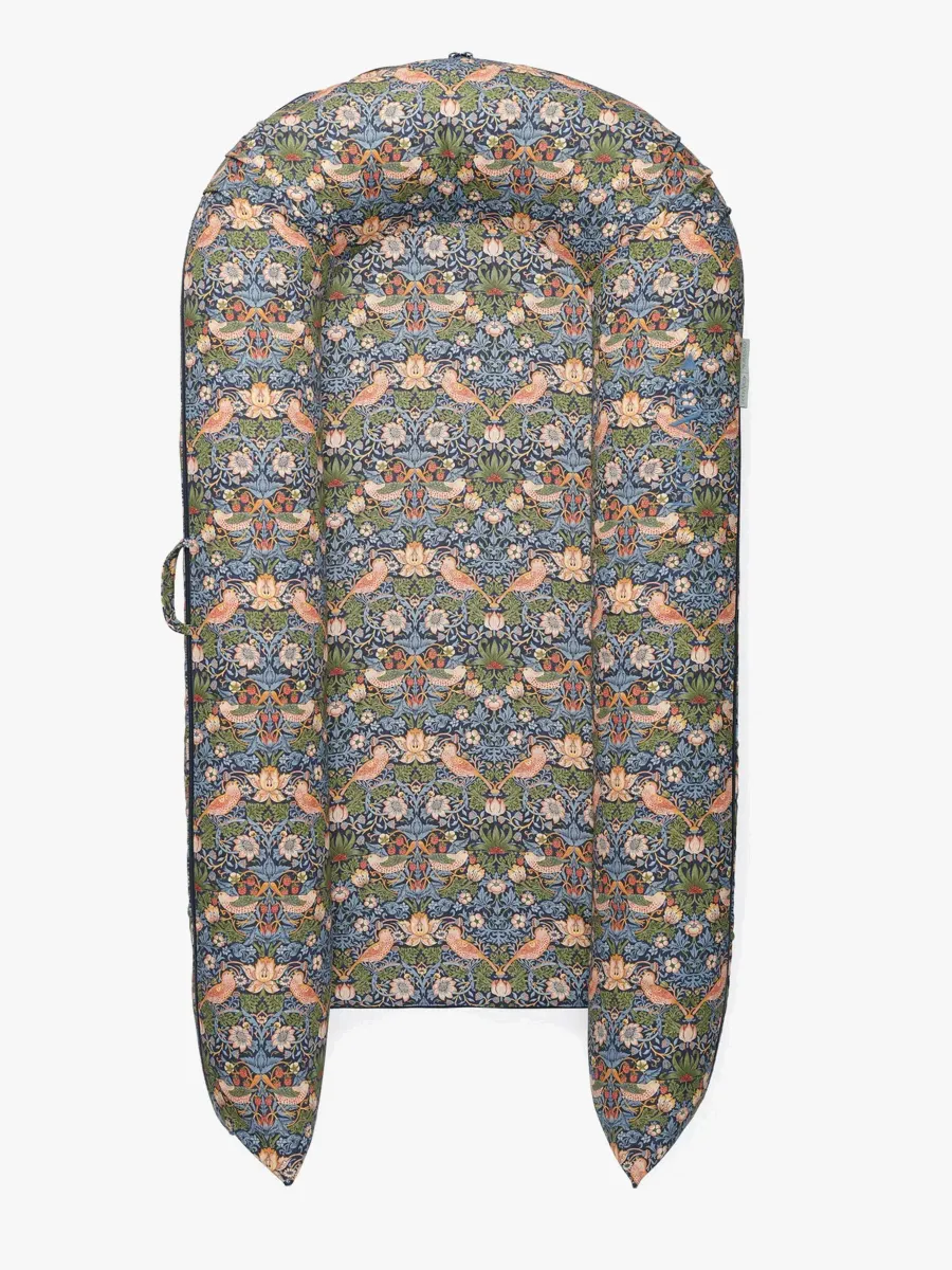 DockATot Grand Babynest, Strawberry Thief