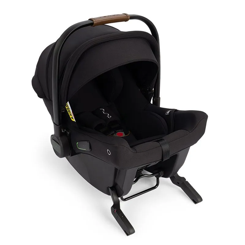 Nuna Pipa Urbn babyskydd med isofix, caviar