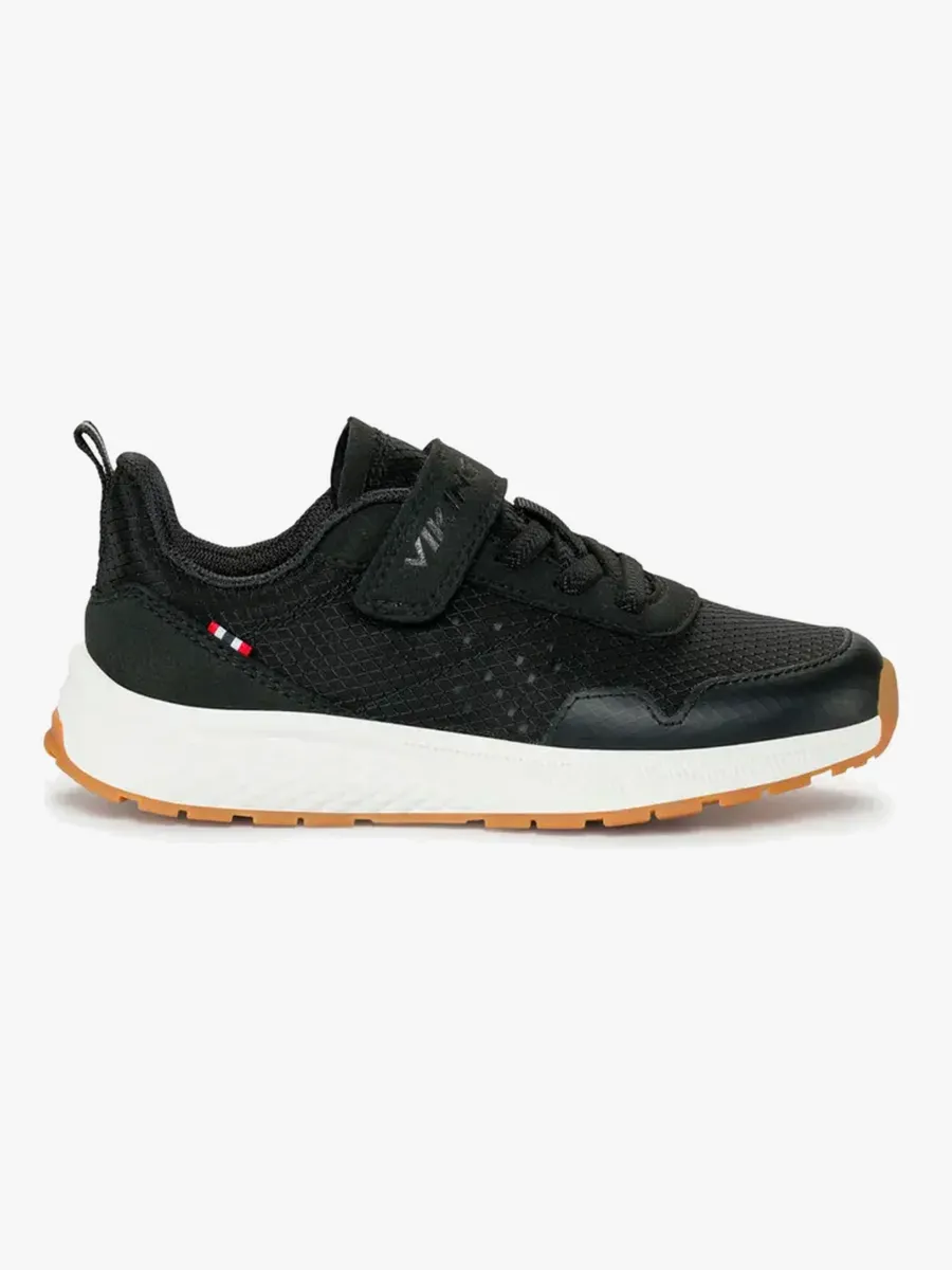 Viking Bouncy Sol 1V Sneakers, Black, 28