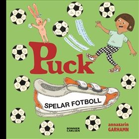 Bonnier Puck Spelar Fotboll