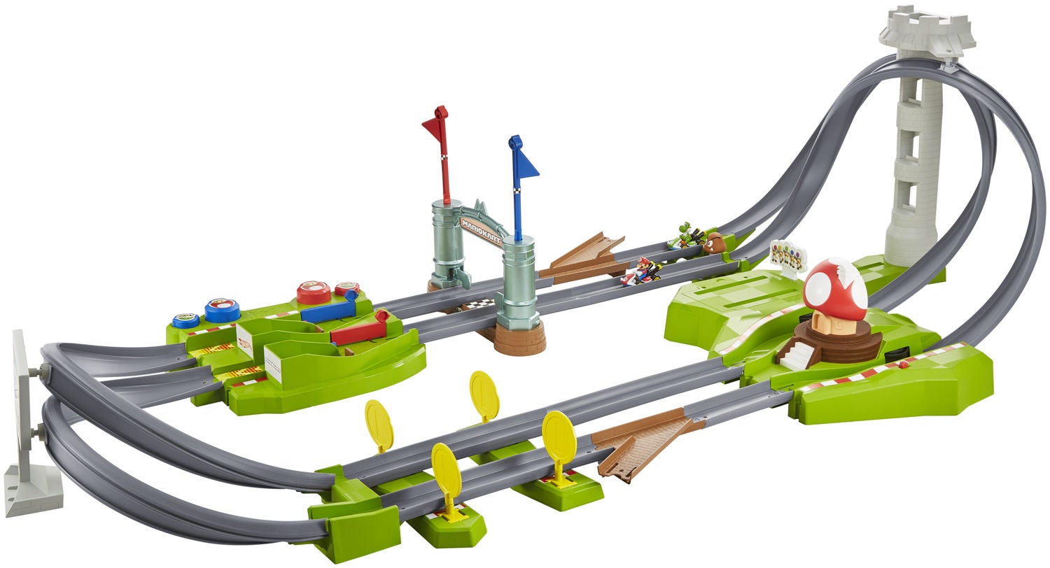 Hot Wheels Mario Kart Mario Circuit Track Set|